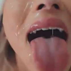 she loves cum on her face